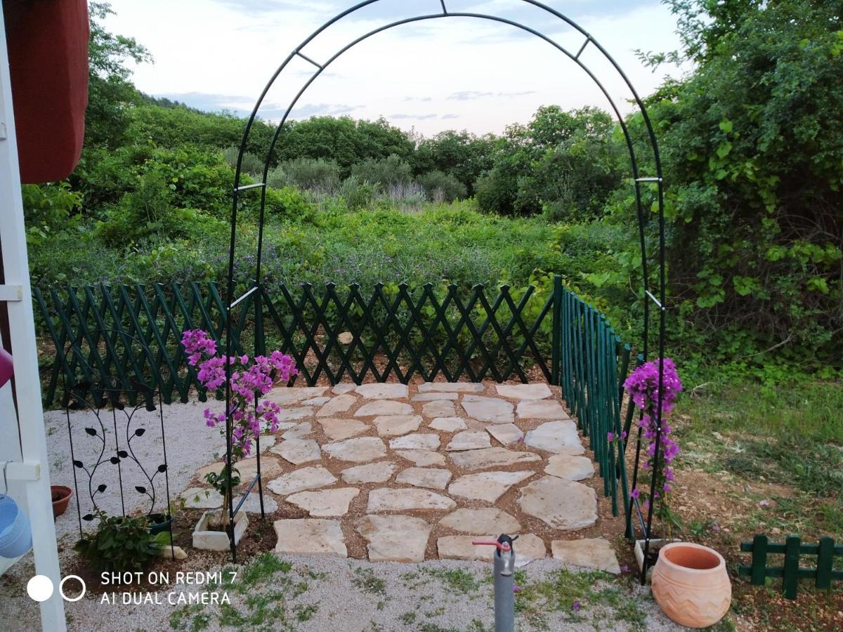فندق Krka Fairytale Little Castle سكرادين المظهر الخارجي الصورة