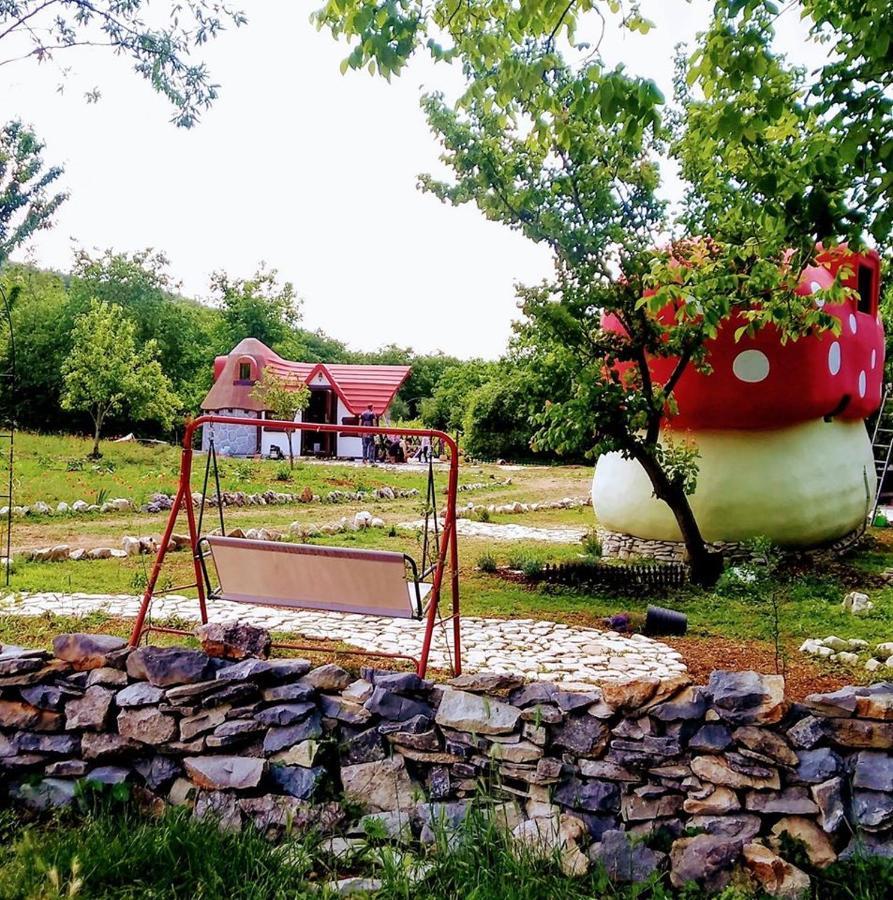 فندق Krka Fairytale Little Castle سكرادين المظهر الخارجي الصورة